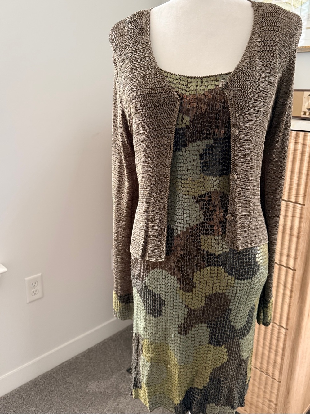Sue Wong sequin crochet camouflage 2 piece sweater/ dress med